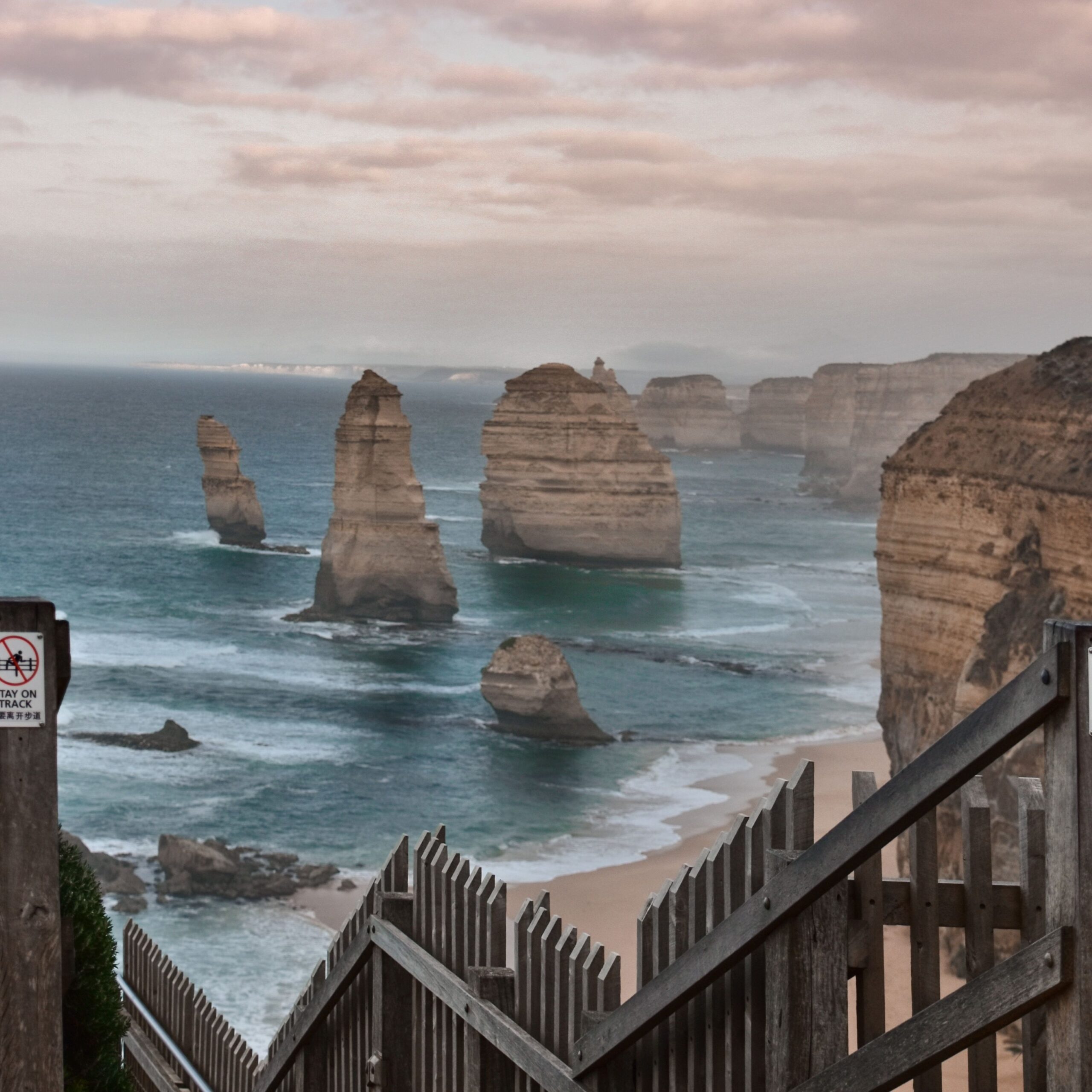 Deep Blue Hotel & HS - 12 Apostles 1