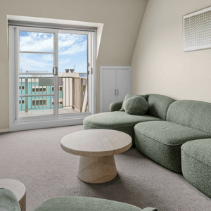 Driftline Penthouse (Sleeps up to 6)