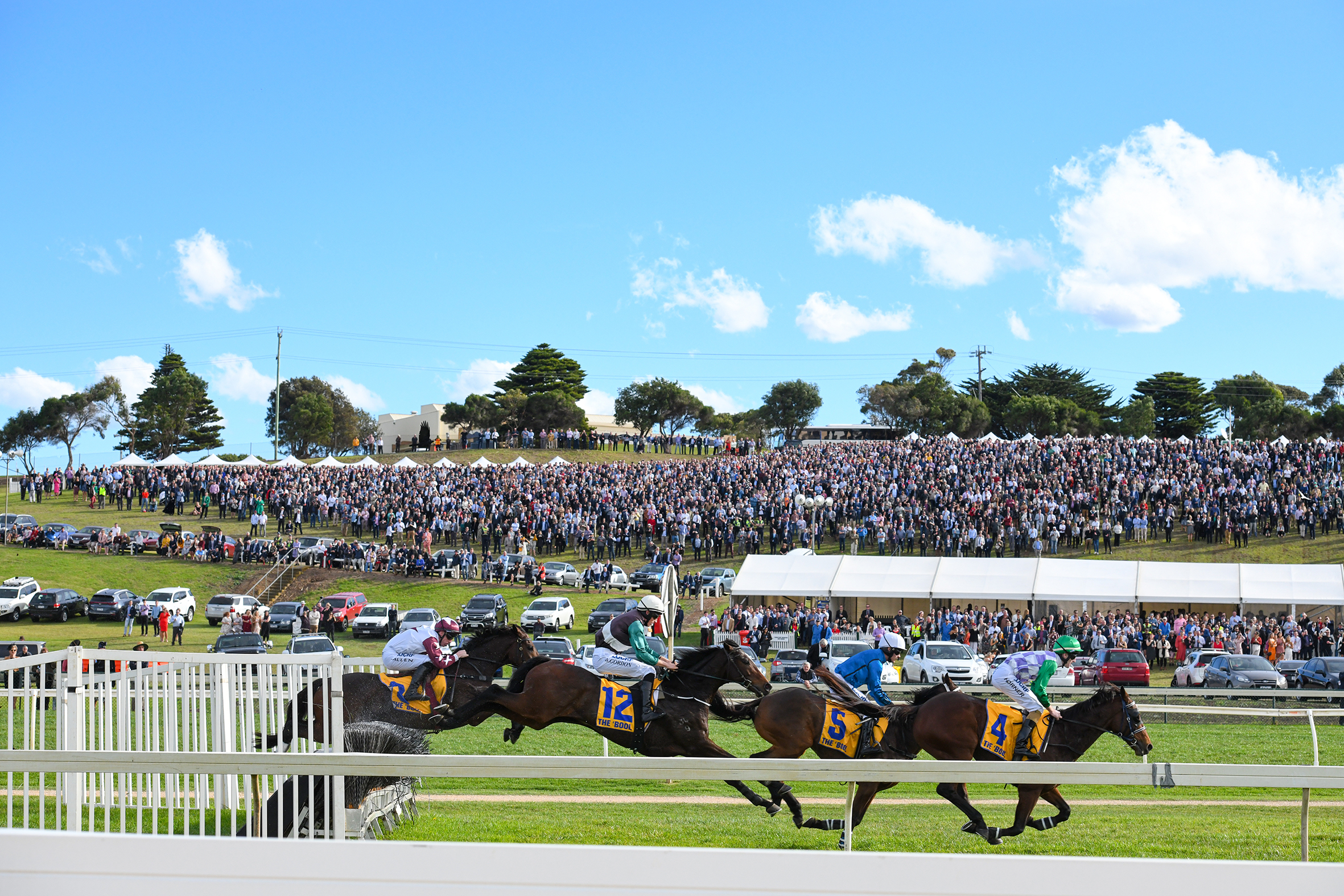 Warrnambool May Racing Carnival